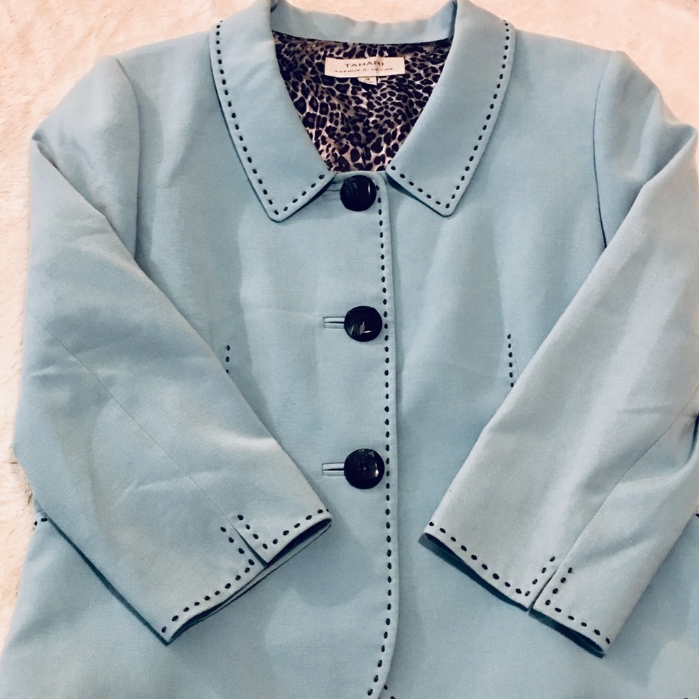 Elie Tahari Tiffany blue blazer with cheetah liner - Picture 7 of 7